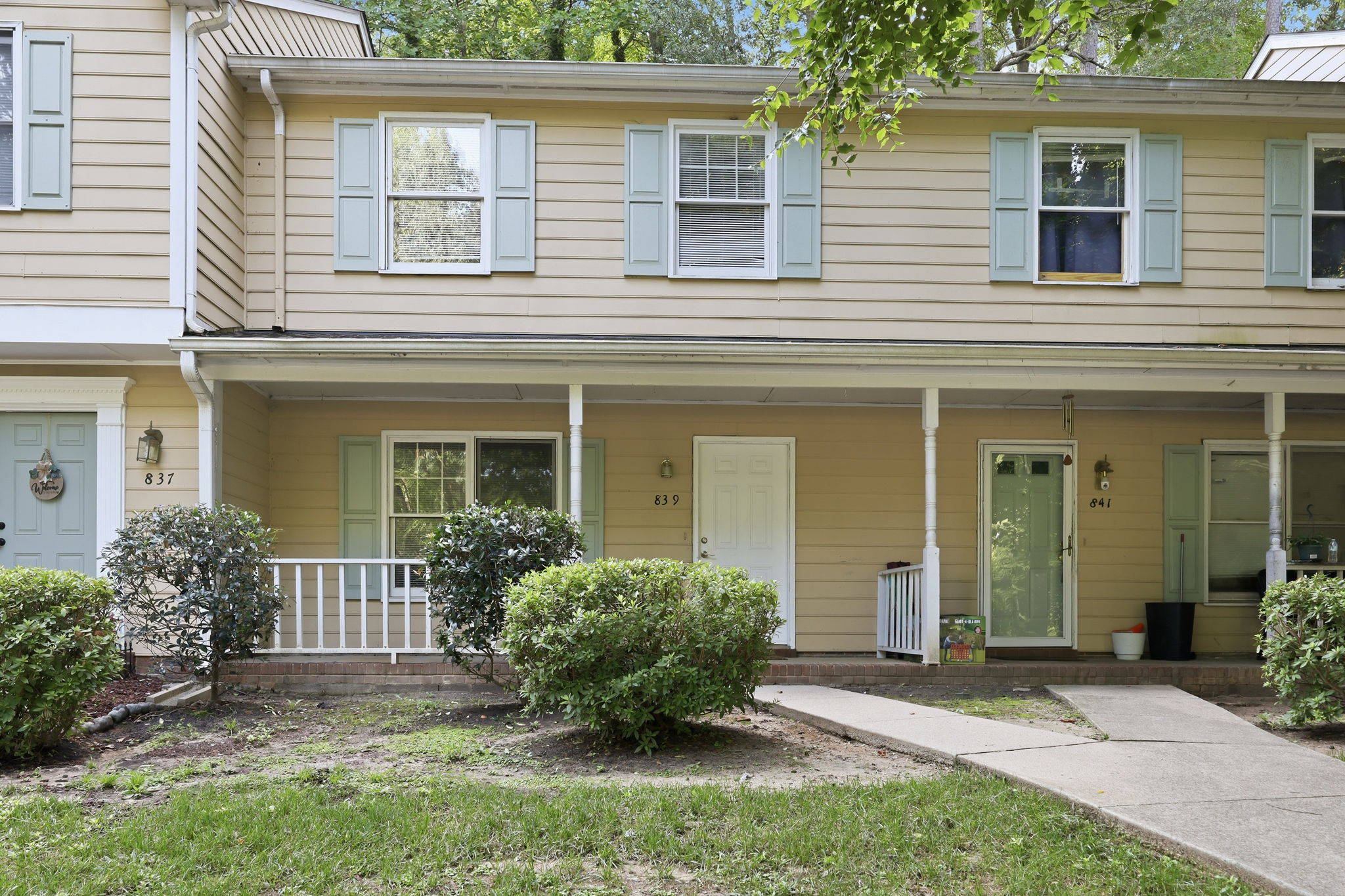 839 Dalewood Drive - 1